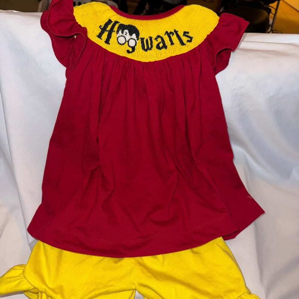 Seaux Southern Smocked Harry Potter Hogwarts Toddler Outfit Set Size 2T